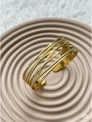 Famemus Accessory Kadın Çok Şık Gold Çelik Bileklik