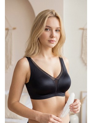 Nbb Siyah Dikişsiz Tül Detay Lazer Kesim Sütyen