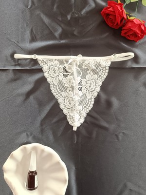 Zena Underwear Sandy Tanga Önü Dantel Detaylı Şık Kadın Iç Giyim Külot