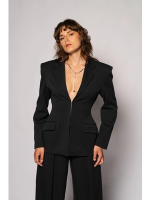 Thalure Kadın Siyah Agraflı Bele Oturan Blazer