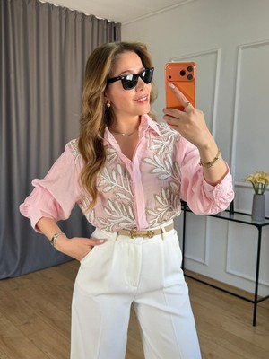 Size Özgü Pembe Yaprak Nakışlı Gömlek (Ön Sipariş Ürünüdür)