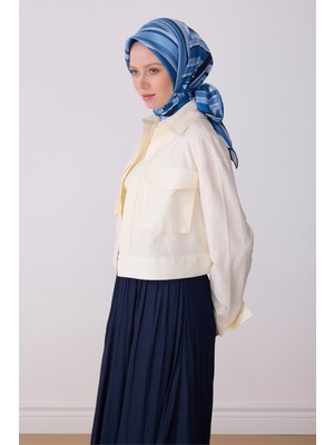 Belli Lacivert Geometrik Desen %100 Twill Ipek Eşarp 4311-05