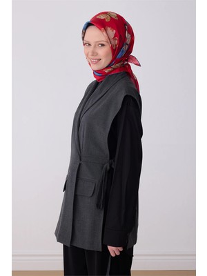 Belli Kırmızı Obje Desen %100 Twill Ipek Eşarp 4329-83