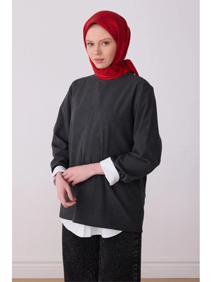 Belli Kırmızı Geometrik Desen %100 Twill Ipek Eşarp 4325-03