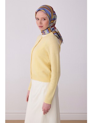 Belli Bordo Çok Renkli Geometrik Desen %100 Twill Ipek Eşarp 4311-32