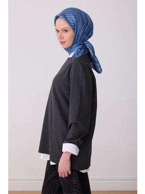 Belli Mavi Geometrik Desen %100 Twill Ipek Eşarp 4325-83