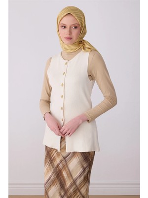 Belli Sarı Geometrik Desen %100 Twill Ipek Eşarp 4325-06