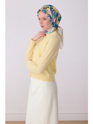 Belli Sarı Çiçek Desen %100 Twill Ipek Eşarp 4312-81