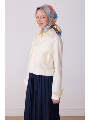 Belli Mavi Çok Renkli Çiçek Desen %100 Twill Ipek Eşarp 4306-07