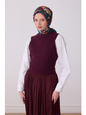 Belli Yeşil Çok Renkli Obje Desen %100 Twill Ipek Eşarp 4307-80