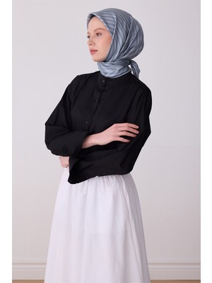 Belli Mavi Gri Geometrik Desen %100 Twill Ipek Eşarp 4325-02