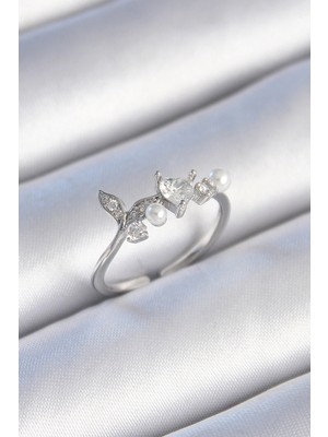 Kocadal Mht Pirinç Gümüş Renk Zirkon Taşlı Kalp Yaprak Model Inci Detay Kadın Yüzük Mht