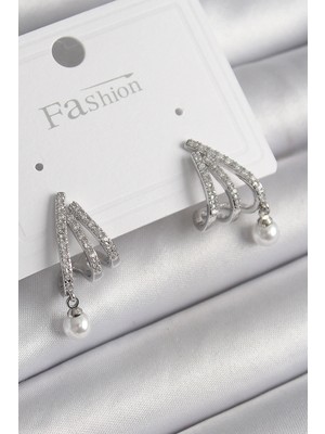 Kocadal Mht Pirinç Gümüş Renk Zirkon Taşlı Pençe Model Inci Detay Kadın Küpe Mht