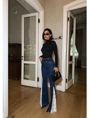 Tasarım Tül Detaylı Jean
