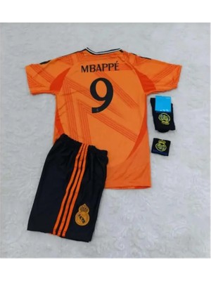 R. Madridd 2024/25 Yeni Sezon Kylian Mbappe Deplasman Çocuk Forması 4'lü Armalı Set