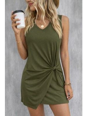 Kadın Askılı V Yakalı Yandan Asimetrik Detaylı Kısa Viskon Elbise