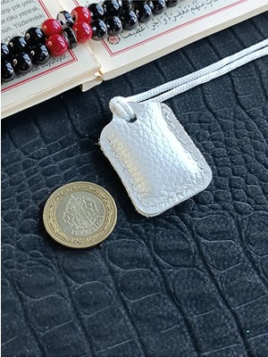 VİP GİFT Küçük Dörtgen Cevşen Dualı Kolye Muska Hakiki Deri El Yapımı Xs