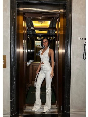 Beyaz Ispanyol Paça Likralı Jean