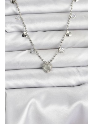 İlanib Ticaret Mey Ithalat® Pirinç Gümüş Renk Kalp Model Kadın Kolye