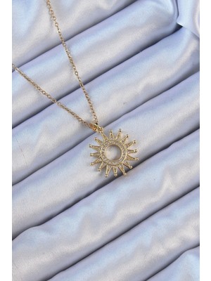 Pileli Store Pilelistore  316L Çelik Zincir Altın Renk Zirkon Taşlı Parlayan Güneş Kolye