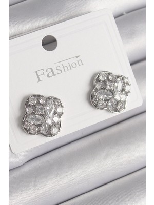 Pileli Store Pilelistore  Pirinç Gümüş Renk Zirkon Taşlı Yonca Model Kadın Küpe