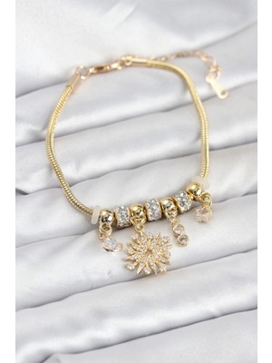 Pileli Store Pilelistore  Kutup Yıldızı Model Charmlı Gold Renk Kadın Bileklik