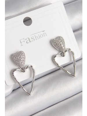 Pileli Store Pilelistore  Pirinç Gümüş Renk Zirkon Taşlı Kalp Model Kadın Küpe