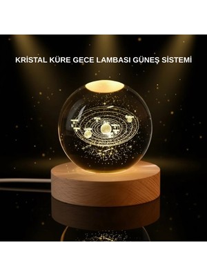 Pileli Store LED Işıklı Kristal Küre Ahşap Standlı Dekoratif Gezegen Model