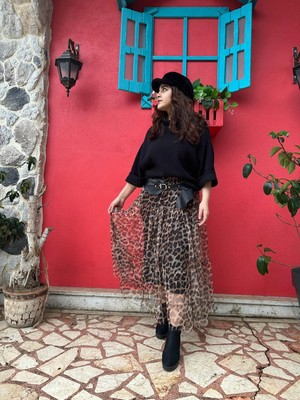 Yılday Gür Butik Leopar Desenli Tül Etek - Şık ve Zarif Tasarım