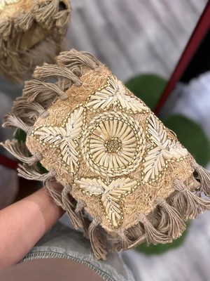 Yılday Gür Butik Saçaklı Hasır Çanta - Özel Tasarım, Şık ve Doğal