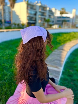 YamanCo Store Pembe Ekose Kadın Pamuklu Poplin Lastikli Üçgen Bandana