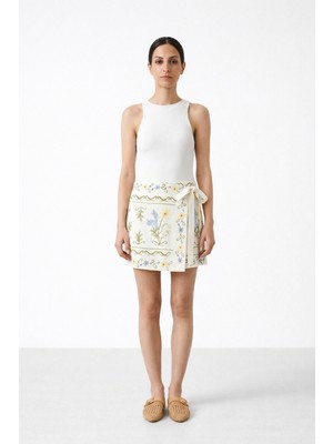 Iperia Bağlama Detaylı Işlemeli Şort Etek Ekru