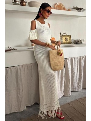 Omuz Detaylı Etek Ücü Püsküllü Triko Elbise 2862