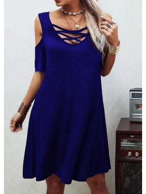 Dekolteli Bağcık Detay Viskon Kumaş Elbise