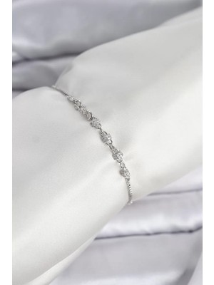 Renas Store Gümüş Renk Zincir Model Zirkon Taşlı Pirinç Asansörlü Kadın Bileklik - TJ-BB8331