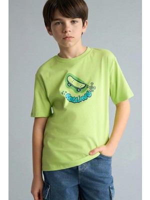 DeFacto New Regular Fıt Bisiklet Yaka Baskılı Kısa Kollu Tişört Erkek ÇOCUK H4322A826SM