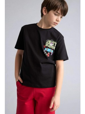 DeFacto New Regular Fit Bisiklet Yaka Baskılı Kısa Kollu Tişört Erkek Çocuk H4323A826SM