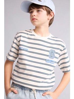 DeFacto New Regular Fit Bisiklet Yaka Desenli Kısa Kollu Tişört Erkek Çocuk H4718A826HS