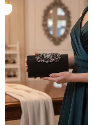 Enoch Kadın Saten Dokulu Işıltılı Taşlı Yaprak Figürlü Minimalist Abiye Portföy Çanta