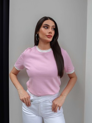 Esra Helvacı Biyeli Bisiklet Yaka T-Shirt