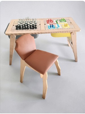 Satranç ve Ludo Yüzeyli Katlanır Deri Döşemeli Tek Sandalyeli Çocuk Aktivite Masa Takımı