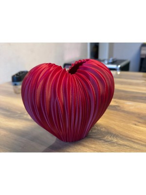 Mays 3D Studio Kalp Tasarım Dekoratif Vazo – Modern 3D Baskı Kalp Saksı – Sevgililer Günü Hediye