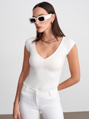 Dilvin 32843 Kısa Kollu Büzgülü T-Shirt-Ekru