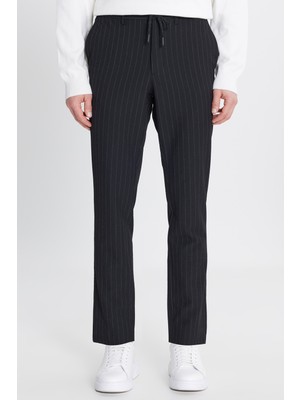 Altınyıldız Classics Erkek Siyah Yumuşak Dokulu Slim Fit Beli Bağlamalı Yan Cepli Gofre Desenli Pantolon