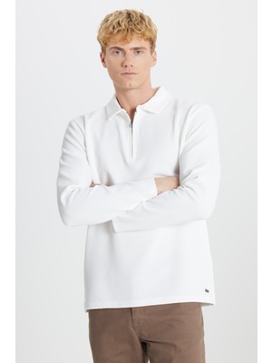 Altınyıldız Classics Standart Fit Polo Yaka Jakarlı Esnek Uzun Kollu Tişört