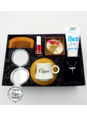 As Gift Kişiye Özel Bambu Tabaklı Beyaz Fincan & Makyaj Aynası & Tarak & Pastel Oje & Arko Nem Soft Touch & Melek Kolye & Sabun Hediye Seti