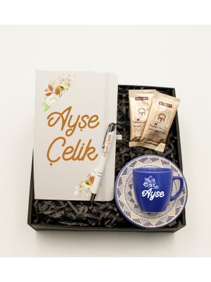 As Gift Kişiye Özel Beyaz Defter & Kişiye Özel Desenli Mavi Fincan & Kişiye Özel Beyaz Roller Kalem & Mehmet Efendi Türk Kahvesi Hediye Seti