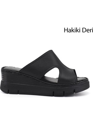 Gönderi(r) Kadın Siyah  Dolgu Topuklu Hakiki Deri Terlik