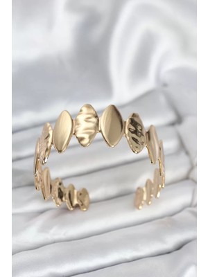 Uravas Store Pirinç Gold Renk Parçalı Model Kadın Bileklik - TJ-BB8056