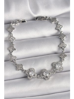 Zayka Mey Ithalat® Pirinç Gümüş Renk Zirkon Taşlı Yonca Model Kadın Bileklik